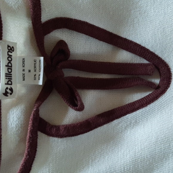 NWOT Billabong Top - Picture 3 of 3